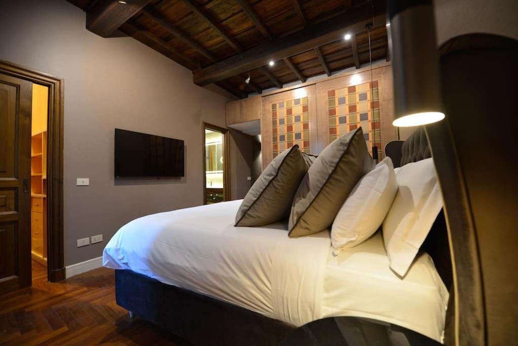 The Frattina - Luxury Serviced Apartment Рим Экстерьер фото