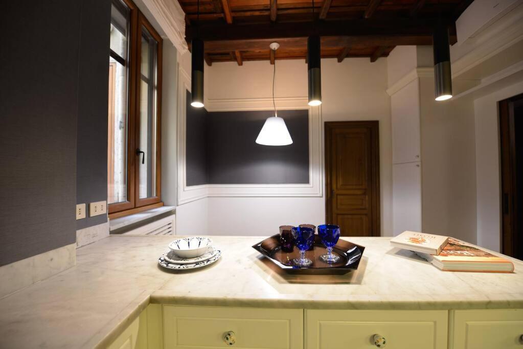 The Frattina - Luxury Serviced Apartment Рим Экстерьер фото